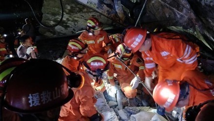 液體硅膠廠家心系地震災區(qū)，祈禱平安